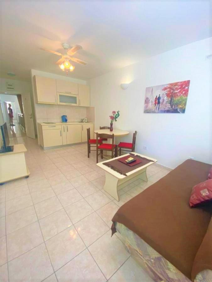 Bliss Apartments Budva Bagian luar foto