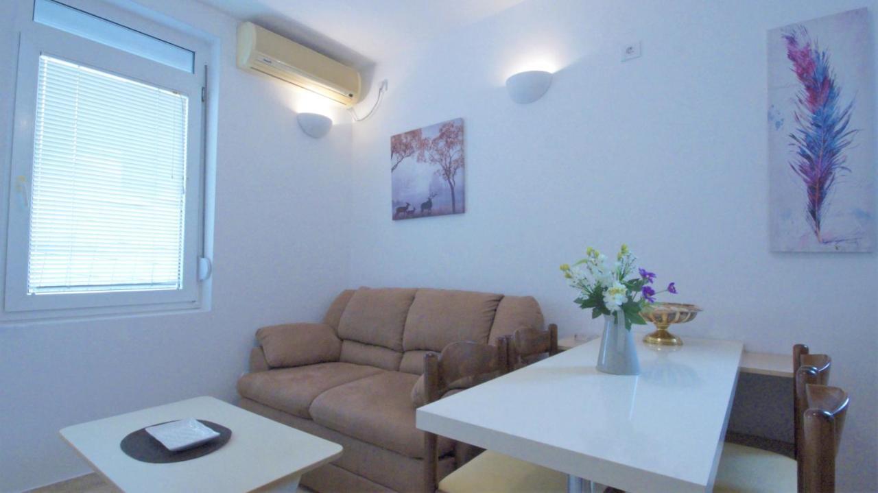 Bliss Apartments Budva Bagian luar foto