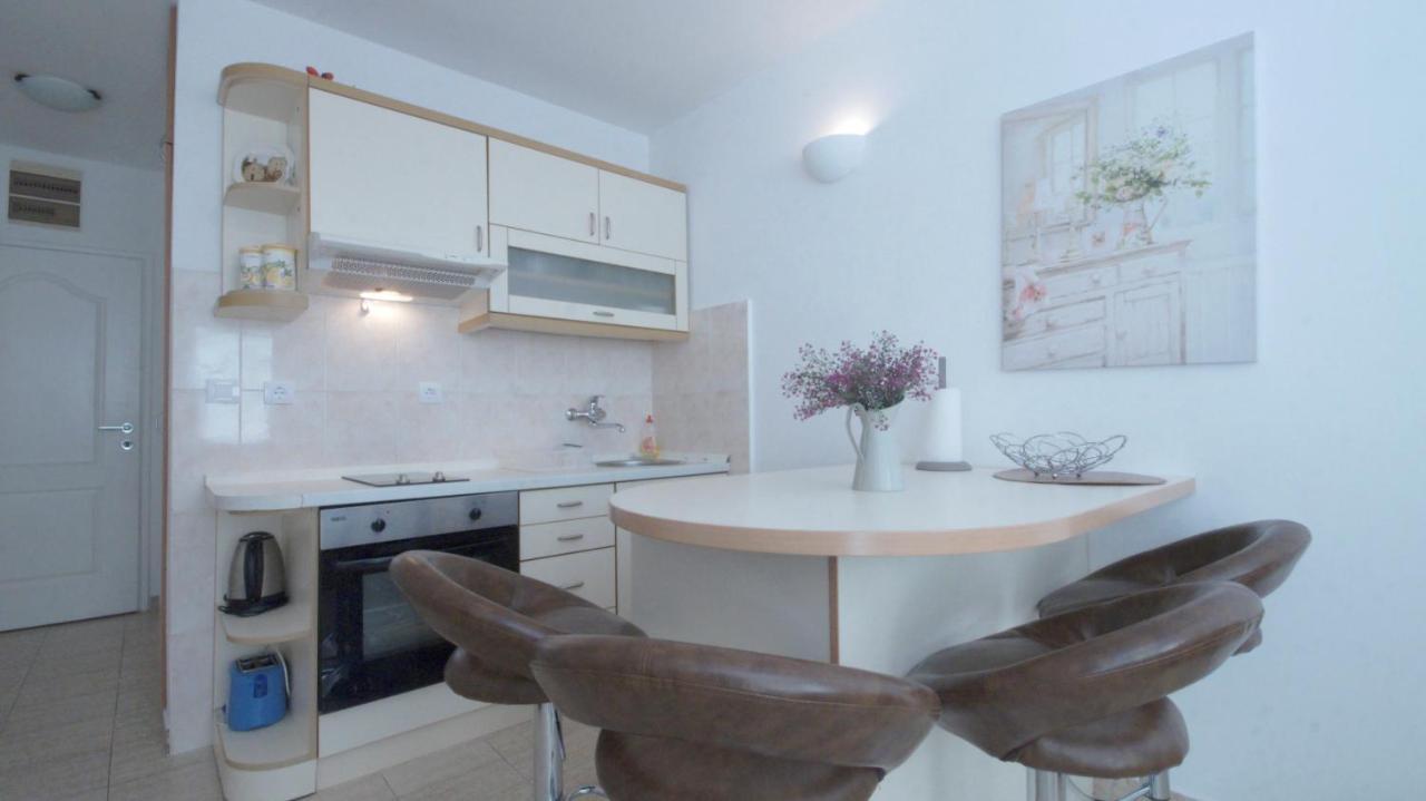 Bliss Apartments Budva Bagian luar foto
