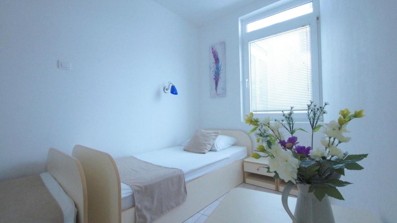 Bliss Apartments Budva Bagian luar foto