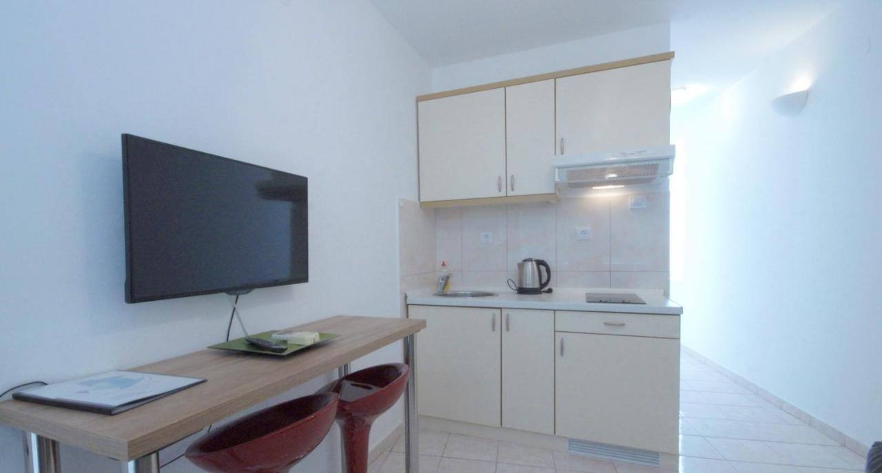 Bliss Apartments Budva Bagian luar foto